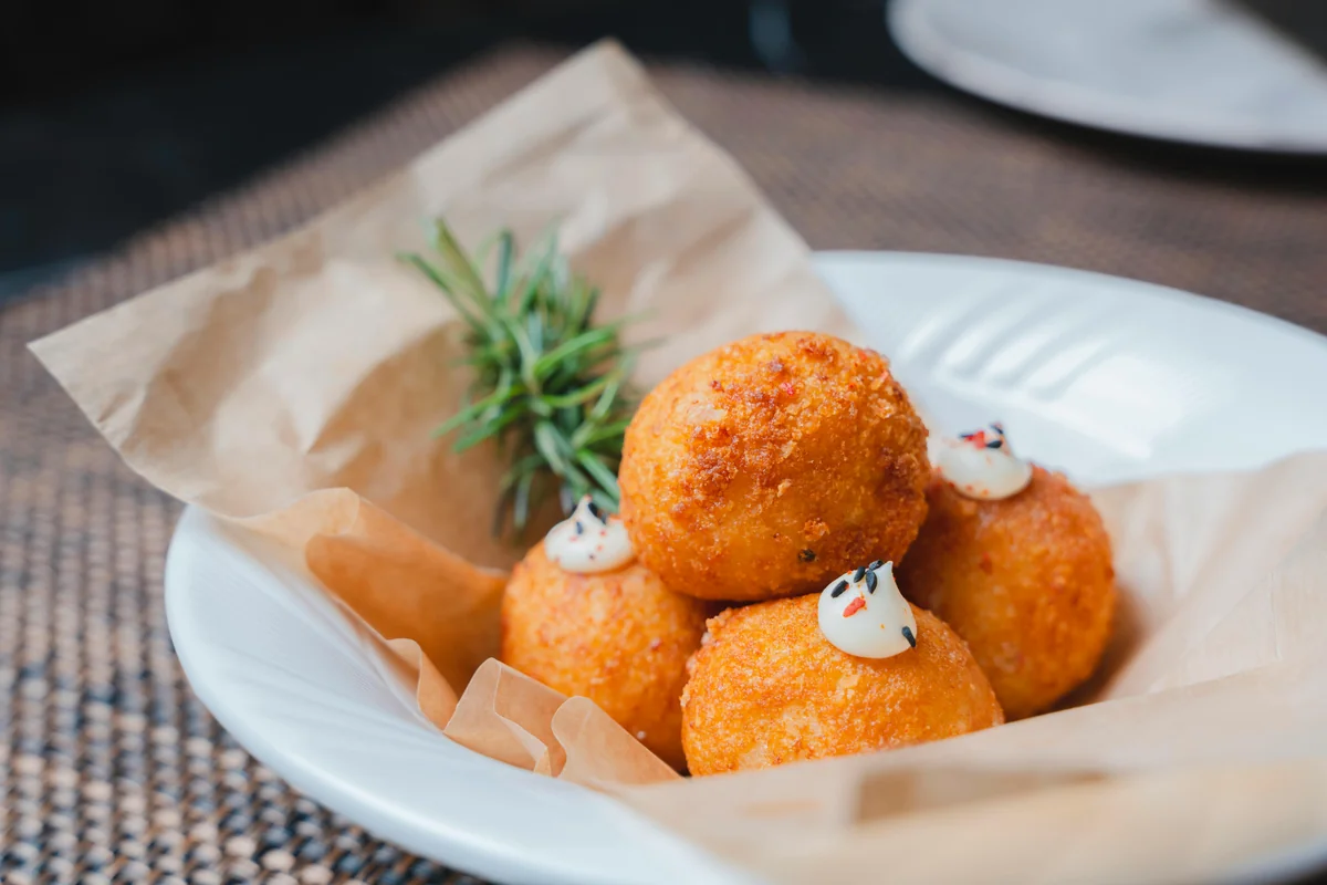 Beer-Battered Cheese Curds