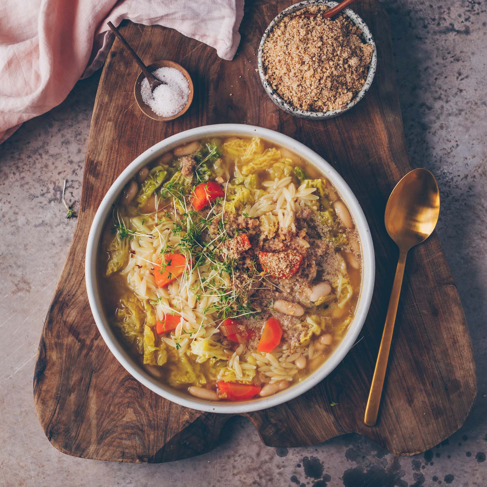 Midwest Minestrone with White Beans & Cabbage